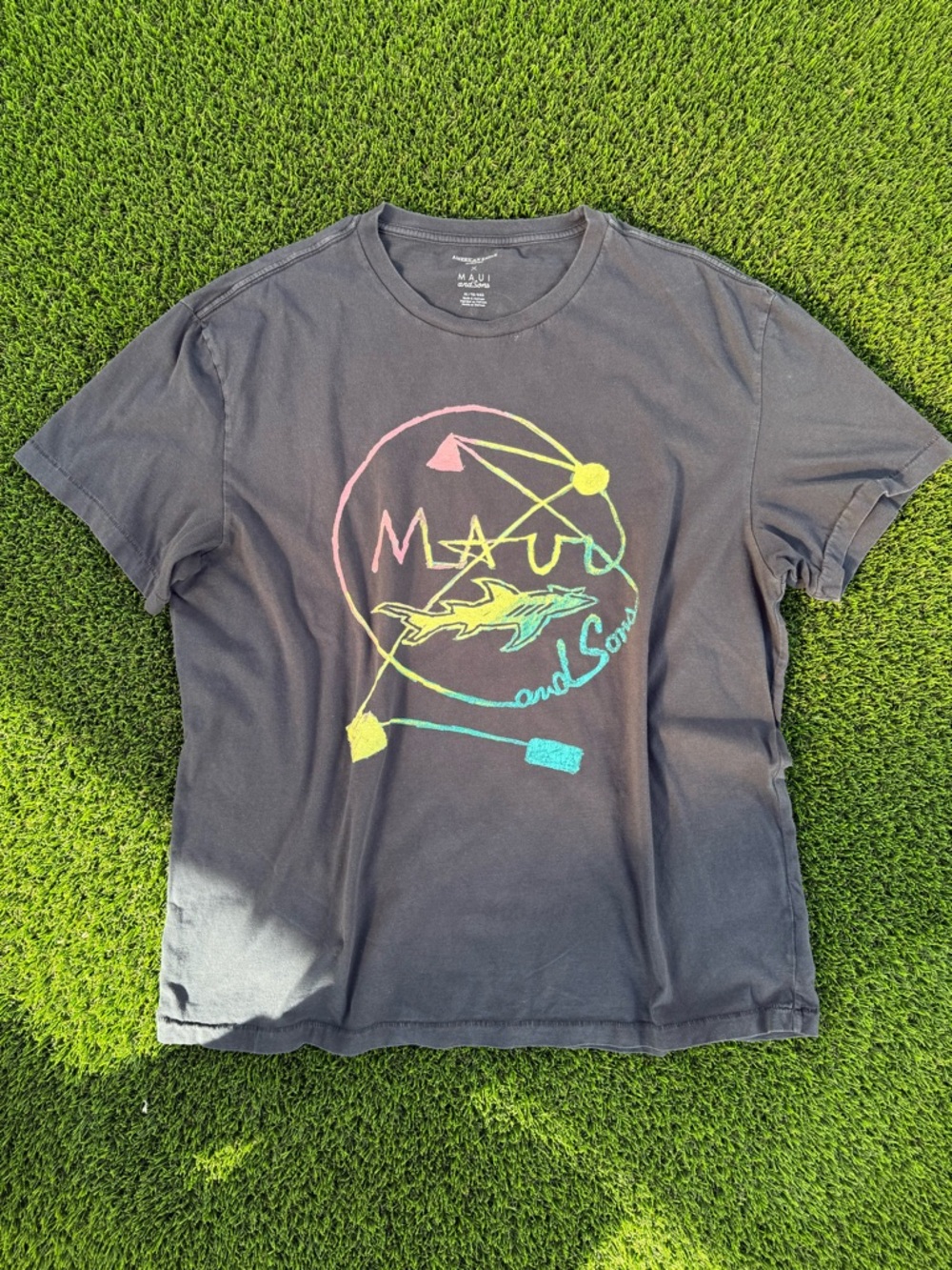 Maui & Sons - Men's  Graphic Short-Sleeve T-Shirt with Multicolor Shark Design